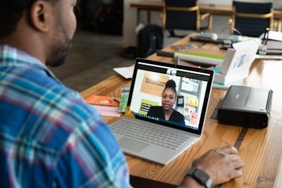 What to Look for in an Online Therapist in Tennessee: Your Essential Guide Before Booking