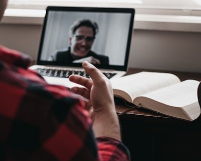 Online Therapy in Tennessee: Who It’s For, How It Works, and More